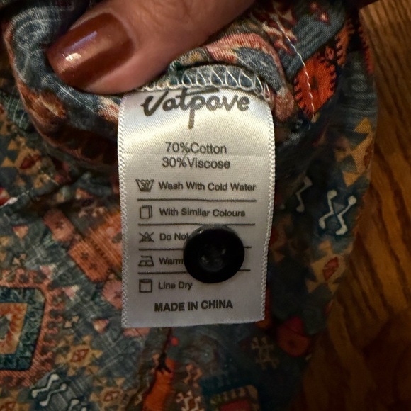Vatpave Aztec Geometric Button Down Shirt – Men’s Size L - Picture 4 of 6